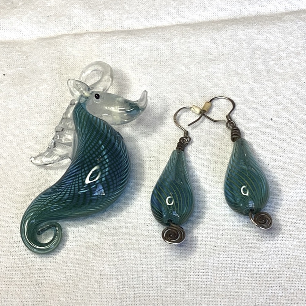 FINAL SALE PRICE 3 Piece Hand Blown Glass Seahorse Pendant & Swirl Earrings